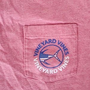 Vineyard Vines America fish pocket tshirt